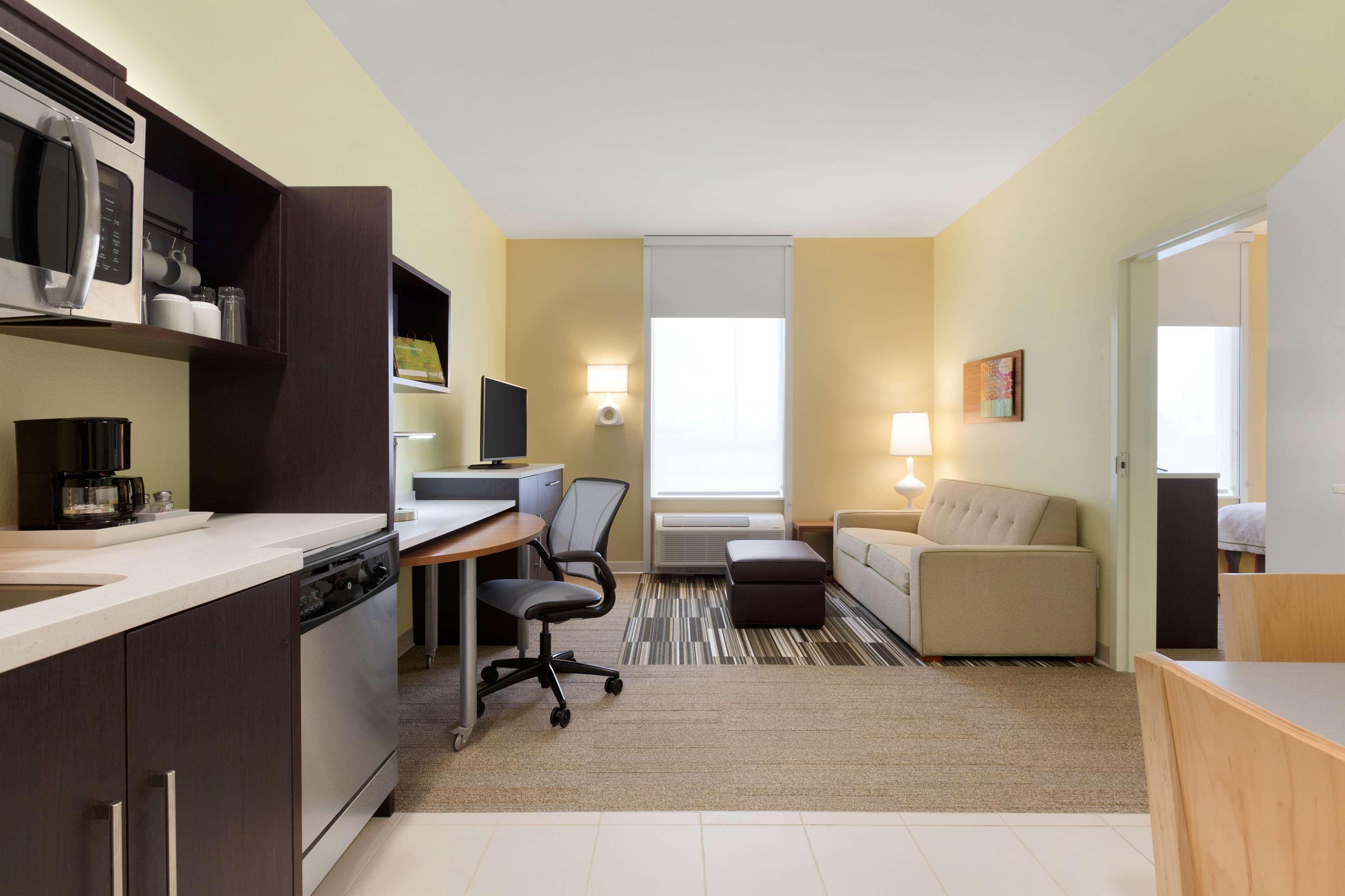 Home2 Suites By Hilton Lubbock Eksteriør billede