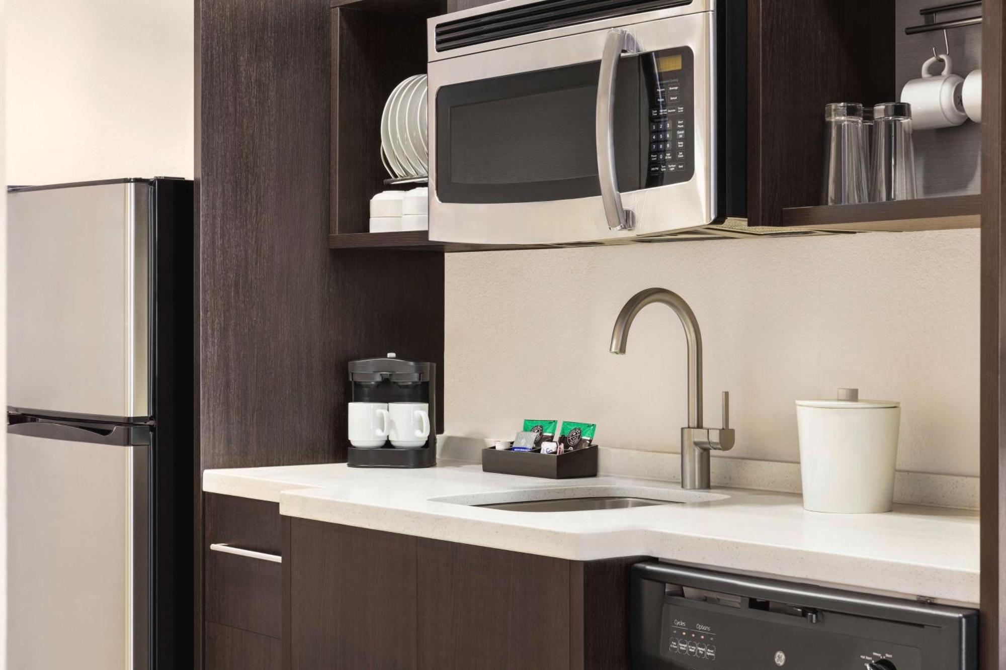 Home2 Suites By Hilton Lubbock Eksteriør billede
