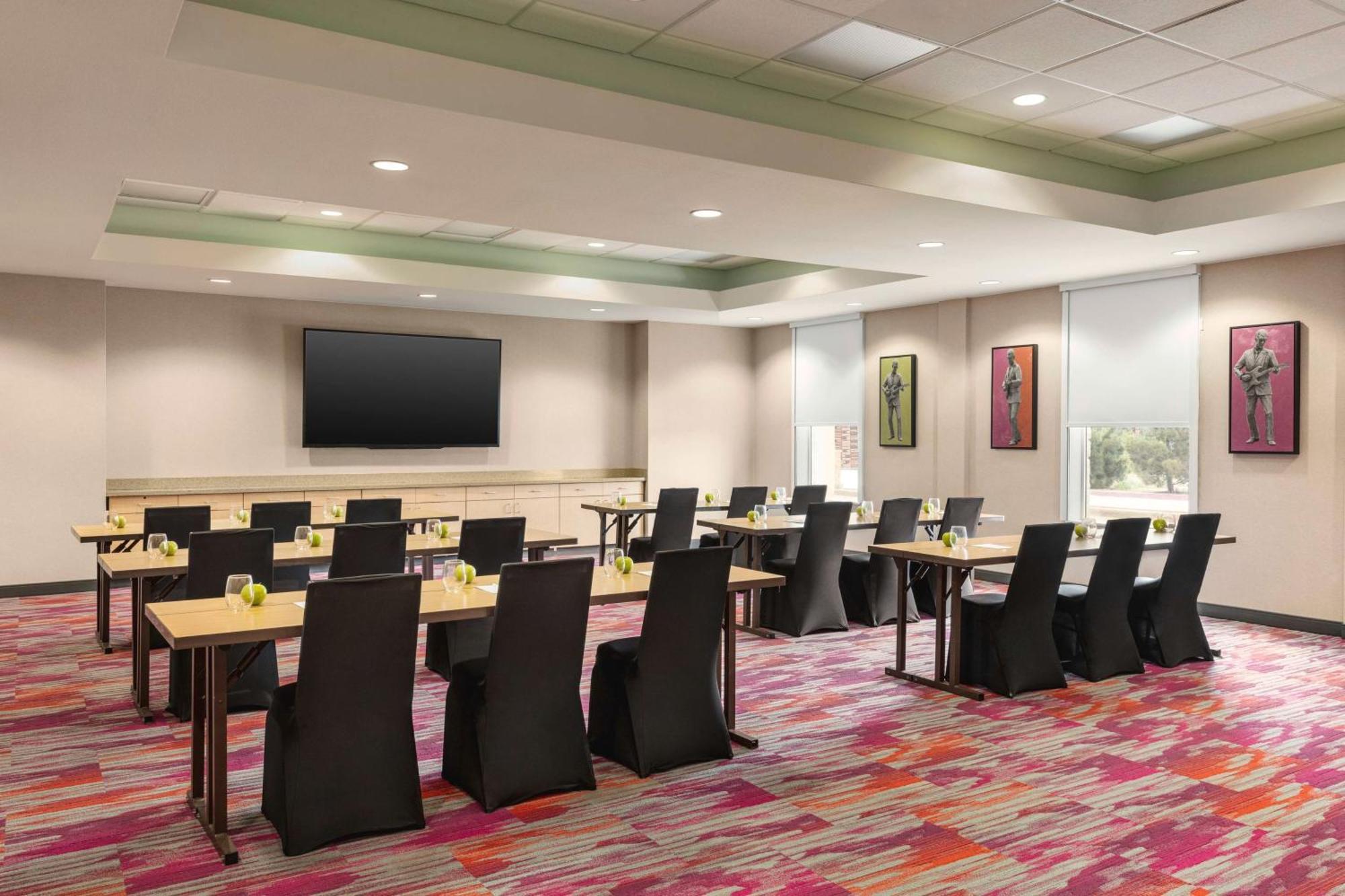 Home2 Suites By Hilton Lubbock Eksteriør billede